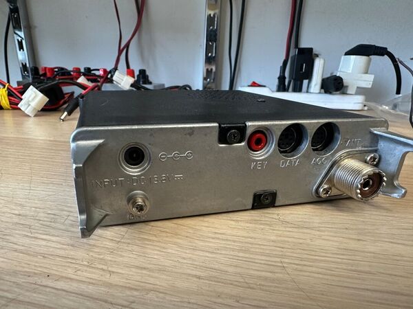 YAESU FT 817 QUADRIBANDA ALL MODE OTTIMO