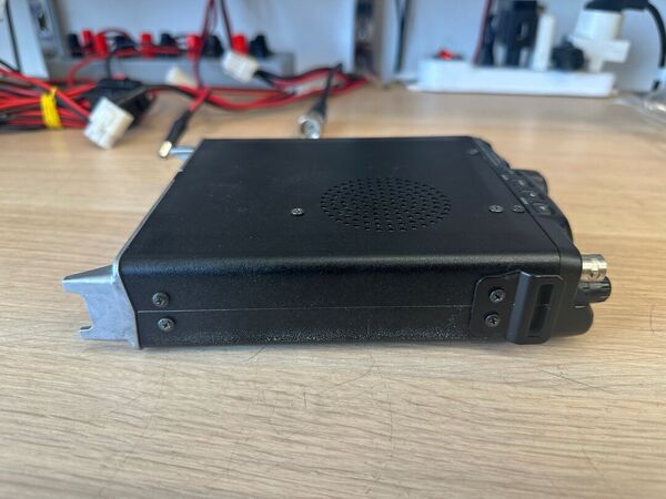 YAESU FT 817 QUADRIBANDA ALL MODE OTTIMO