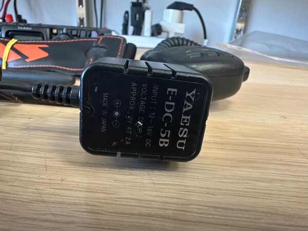 YAESU FT 817 QUADRIBANDA ALL MODE OTTIMO