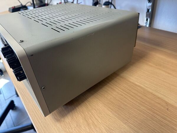 YAESU FL 2100 BLINEARE VALVOLARE HF ALIMENTAZIONE A 220 V OTTIMO VALVOLE NUOVE