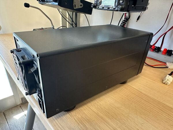 YAESU FT DX 101 MP HF E 50 MHZ ALL MODE 200 WATT COME NUOVO CON IMBALLI E GARANZIA CSY AND SON