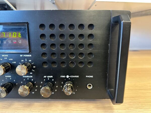 CRT GALAXI SATURNE CB HF BASE ALIMENTAZIONE A 220 V 6 BANDE OTTIMO