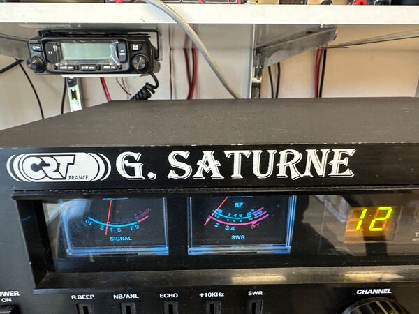 CRT GALAXI SATURNE CB HF BASE ALIMENTAZIONE A 220 V 6 BANDE OTTIMO