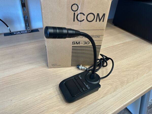 ICOMM SM 30 MIKE BASE COME NUOVO CON IMBALLO