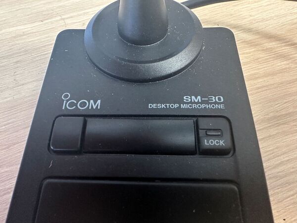 ICOMM SM 30 MIKE BASE COME NUOVO CON IMBALLO