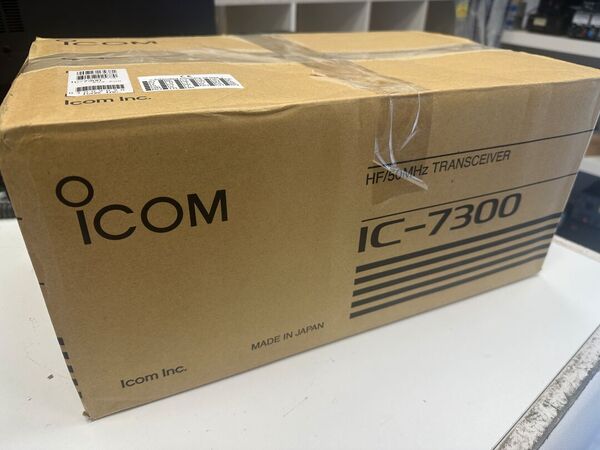 ICOM IC 7300 HF E 50 MHZ ALL MODE OTTIMO CON IMBALLO