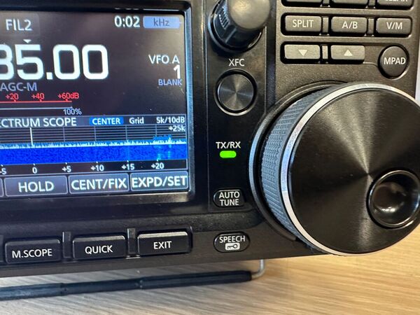 ICOM IC 7300 HF E 50 MHZ ALL MODE OTTIMO CON IMBALLO