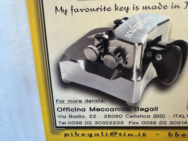 BEGALI SCOLPTURE TASTO TELEGRAFICO COME NUOVO CON DEDICA E SIGLA E IMBALLO