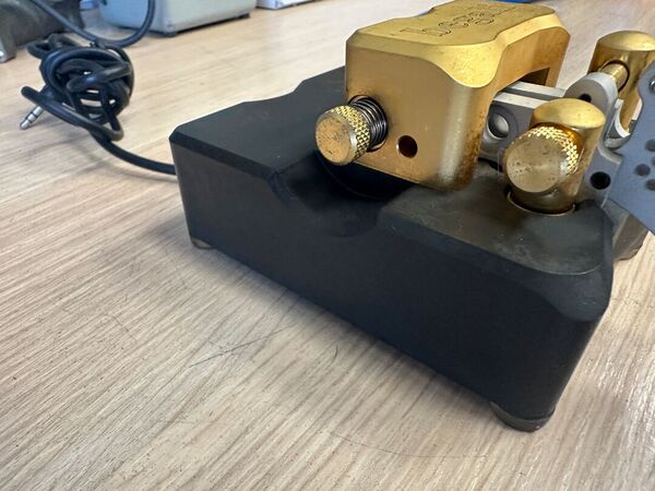 BEGALI LEONESSA DUAL PADDLE KEYS COME NUOVO CON SIGLA E DEDICA