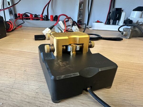 BEGALI LEONESSA DUAL PADDLE KEYS COME NUOVO CON SIGLA E DEDICA