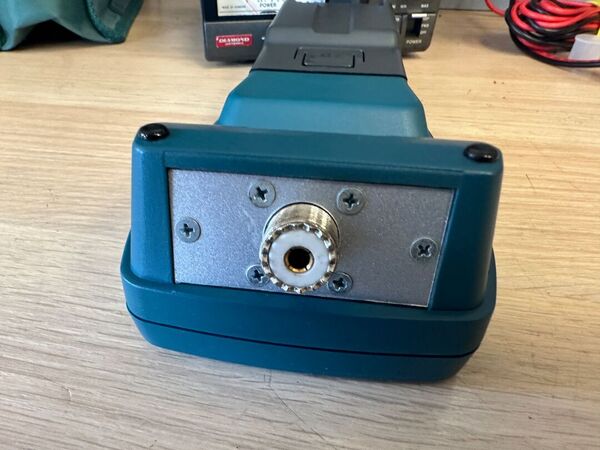 RIG EXPERT AA 200  ANALIZZZATORE D'ANTENNA DIGITALE DA 0 A 200 MHZ OTTIMO CON CUSTODIA