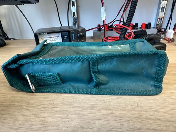 RIG EXPERT AA 200  ANALIZZZATORE D'ANTENNA DIGITALE DA 0 A 200 MHZ OTTIMO CON CUSTODIA