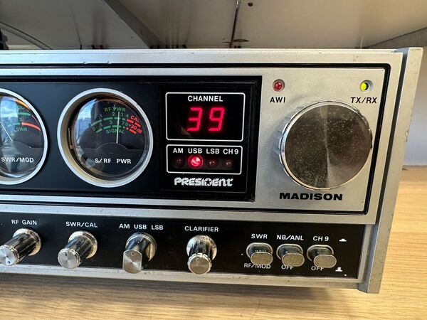 PRESIDENT MADISON CB 80 CANALI ALL MODE AM USB LSB ALIMENTAZIONE A 220 V OTTIMO