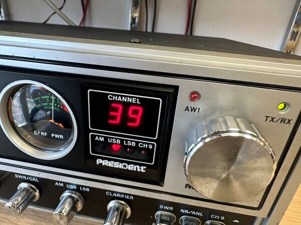 PRESIDENT MADISON CB 80 CANALI ALL MODE AM USB LSB ALIMENTAZIONE A 220 V OTTIMO