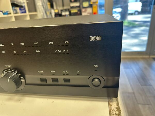 ACOM 1010 LINEARE VALVOLRE HF DA 160 A 10 METRI 700 WATT PEP COME NUOVO DOPPIO IMBALLO GARANZIA CSY AND SON