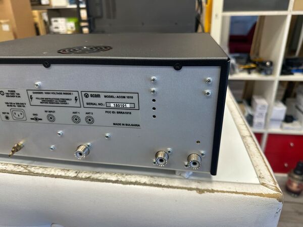 ACOM 1010 LINEARE VALVOLRE HF DA 160 A 10 METRI 700 WATT PEP COME NUOVO DOPPIO IMBALLO GARANZIA CSY AND SON