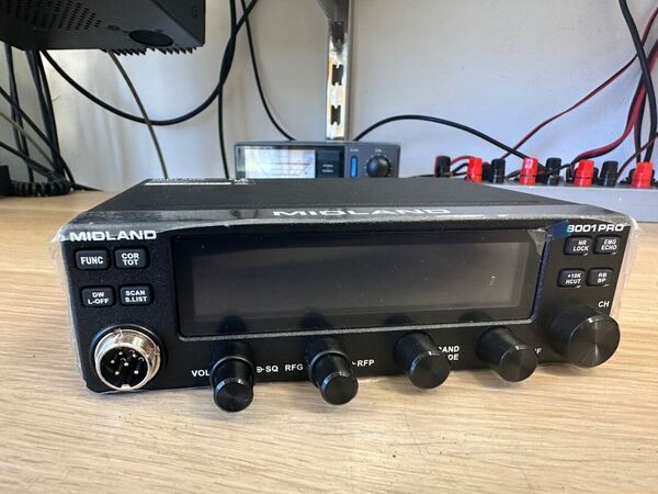 MIDLAND 8001 PRO CB HF ALL MODE COME NUOVO ACQUISTATO 16 APRILE 2026 CON IMBALLO