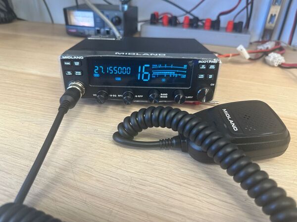 MIDLAND 8001 PRO CB HF ALL MODE COME NUOVO ACQUISTATO 16 APRILE 2026 CON IMBALLO