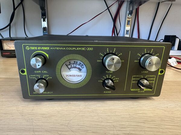 TOKYO HI POWER ANTENNA CUOPLER HC 200  ACCORDATORE MANUALE ANTENNA HF OTTIMO E RARO CON IMBALLO