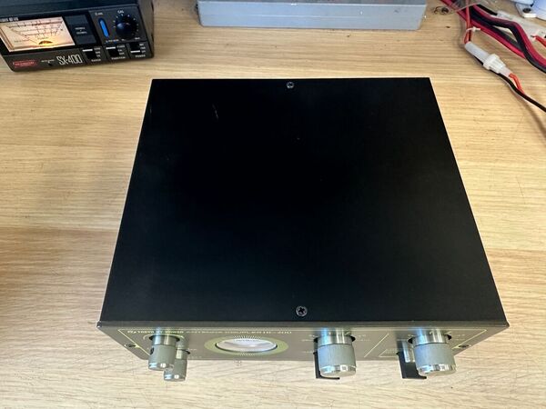 TOKYO HI POWER ANTENNA CUOPLER HC 200  ACCORDATORE MANUALE ANTENNA HF OTTIMO E RARO CON IMBALLO