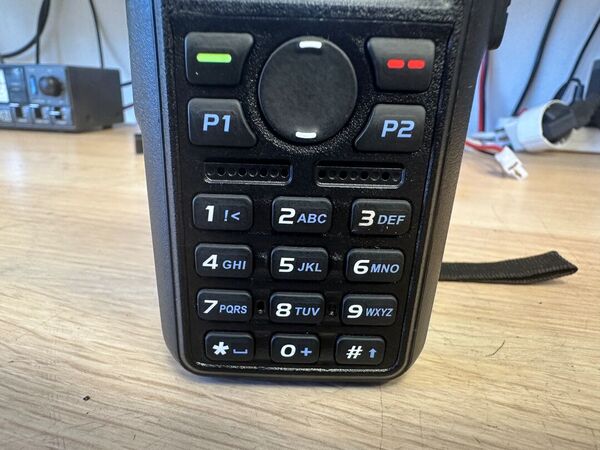 ANYTONE AT D878 UV PLUS PORTATILE BIBANDA 144 /430 ANALOGICO DIGITALE DMR OTTIMO CON IMBALLO