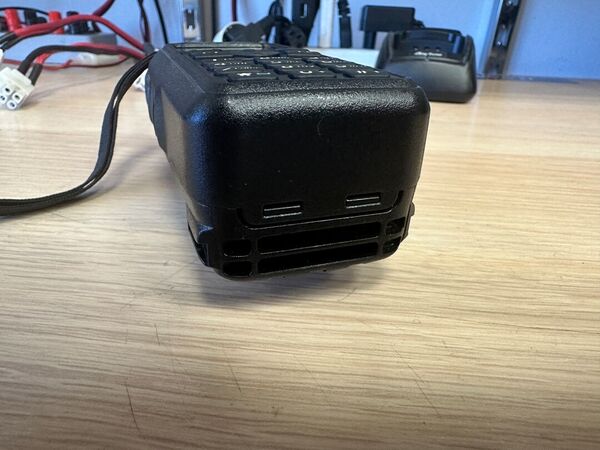 ANYTONE AT D878 UV PLUS PORTATILE BIBANDA 144 /430 ANALOGICO DIGITALE DMR OTTIMO CON IMBALLO