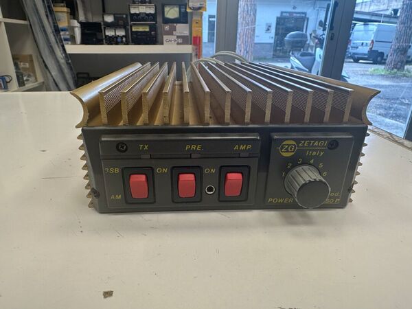 ZETAGI B 550 P LINEARE CB HF 20-30 MHZ  LEGGI BENE