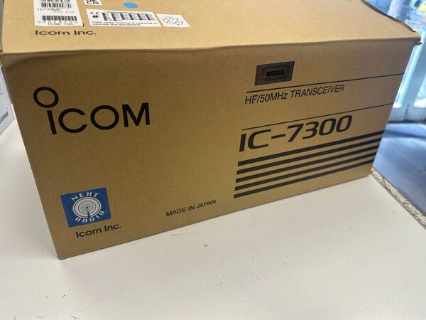 ICOM IC 7300 HF E 50 MHZ CALL MODE OME NUOVO NOVEMBRE 2025 CON IMBALLO