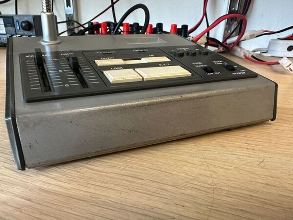 KENWOOD MC 85 MIKE BASE CON COMPRESSORE  OTTIMO
