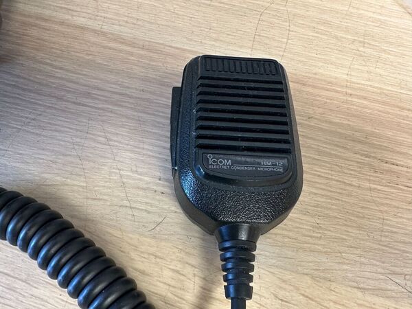 ICOM IC 7200 HF E 50 MHZ ALL MODE OTTIMO CON STAFFA VEICOLARE