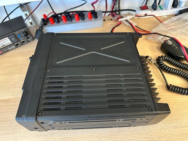 ICOM IC 7200 HF E 50 MHZ ALL MODE OTTIMO CON STAFFA VEICOLARE