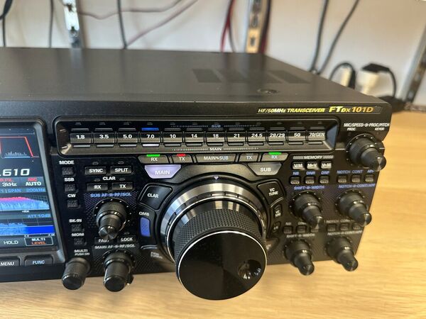 YAESU FT DX 101 D HF E 50 MHZ COME NUOVO CON IMBALLO E GARANZIA CSY AND SON  1 ANNO