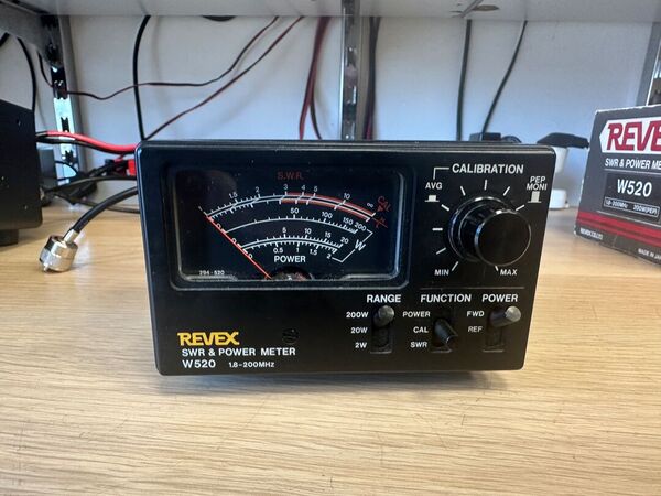 REWEX W 520' ROSWATTMETRO DA 1.8 A 200 MHZ  200 WATT OTTIMO CON IMBALLO