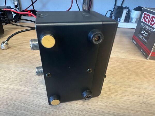 REWEX W 520' ROSWATTMETRO DA 1.8 A 200 MHZ  200 WATT OTTIMO CON IMBALLO
