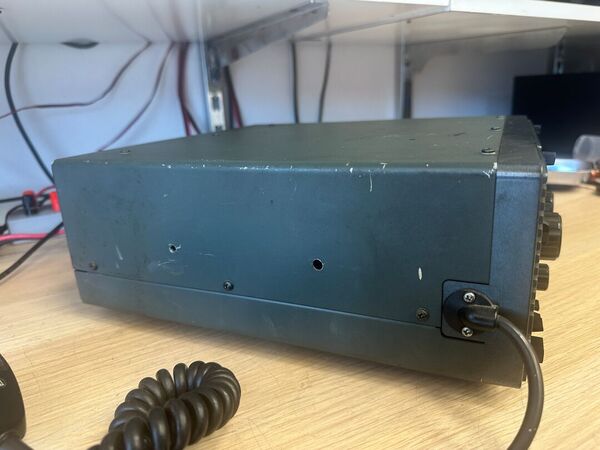 ICOM IC M 700 HF MARINO CON  BANDE RADIOAMATORIALI OTTIMO 150 WATT