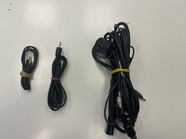 ICOM IC PW1 LINEARE STATO SOLIDO ALL BAND HF E 50 MHZ OTTIMO  CON ATU INTERNO