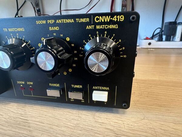 DAIWA CNW 419 ACCORDATORE MANUALE HF 200 WATT PEP OTTIMO