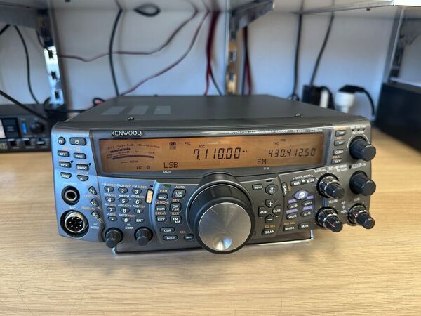 KENWOOD TS 2000 X PENTABANDA HF 50 144 430 1200 MHZ ALL MODE OTTIMO DOPPIO IMBALLO