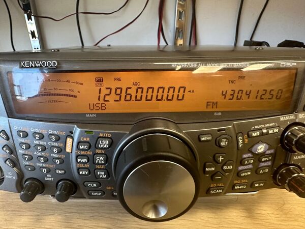 KENWOOD TS 2000 X PENTABANDA HF 50 144 430 1200 MHZ ALL MODE OTTIMO DOPPIO IMBALLO