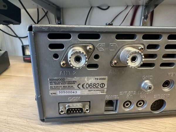 KENWOOD TS 2000 X PENTABANDA HF 50 144 430 1200 MHZ ALL MODE OTTIMO DOPPIO IMBALLO