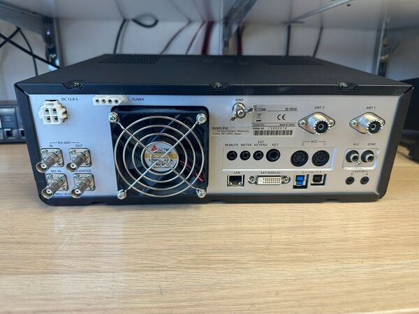 ICOM IC 7610 HF E 50 MHZ ALL MODE COME NUOVO DOPPIO IMBALLO