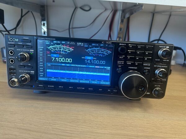 ICOM IC 7610 HF E 50 MHZ ALL MODE COME NUOVO DOPPIO IMBALLO
