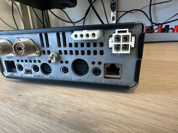 ICOM IC 7100 QUADRIBANDA ALL MODE OTTIMO