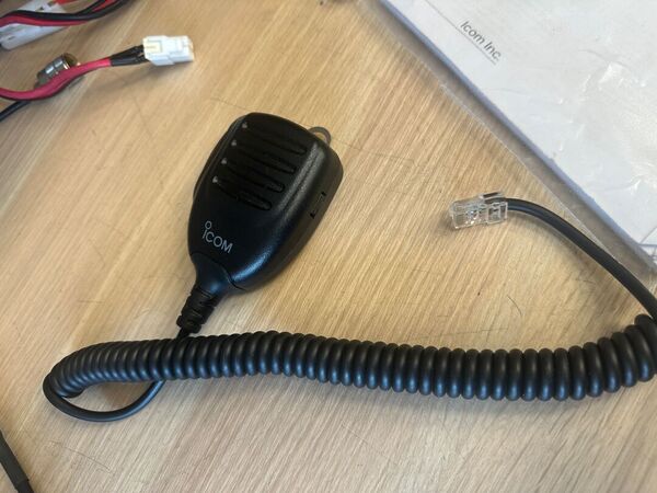 ICOM IC 7100 QUADRIBANDA ALL MODE OTTIMO