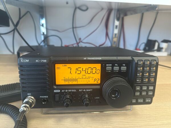 ICOM IC 718 HF ALL MODE OTTIMO CON IMBALLO