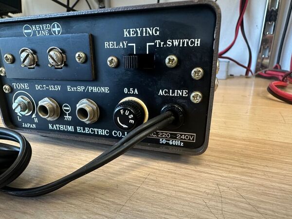 KATSUMI ELECTRONIC KEYER MODEL EK-150 ALIMENTAZIONE 220 V OTTIMO E RARO