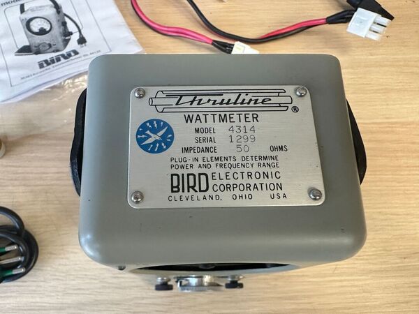 BIRD WATTMETRO MODEL 4314 ALIMENTAZIONE A 220 V OTTIMO E RARO COMPRESO DI N 2 TAPPI