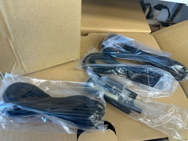 YAESU FT 857 D QUADRIBANDA ALL MODE COME NUOVO CON KIT YSK 857 , TXCO, CAVO PROGRAMMAZIONE  IMBALLO GARANZIA CSY AND SON