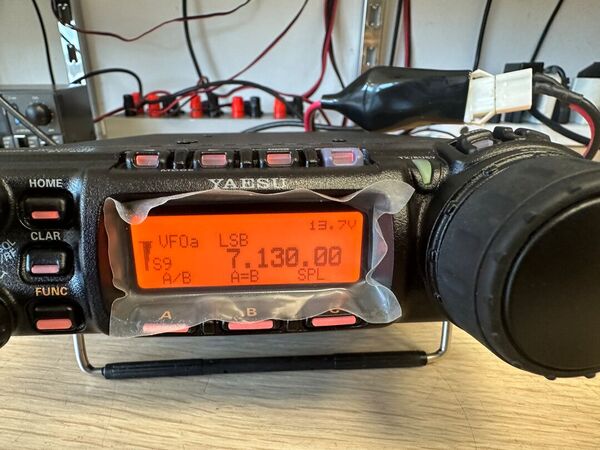 YAESU FT 857 D QUADRIBANDA ALL MODE COME NUOVO CON KIT YSK 857 , TXCO, CAVO PROGRAMMAZIONE  IMBALLO GARANZIA CSY AND SON