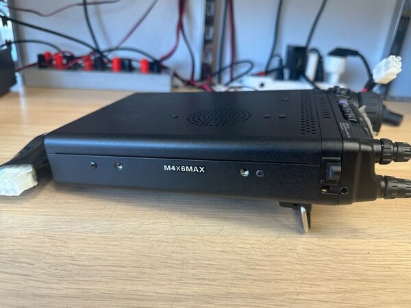 YAESU FT 857 D QUADRIBANDA ALL MODE COME NUOVO CON KIT YSK 857 , TXCO, CAVO PROGRAMMAZIONE  IMBALLO GARANZIA CSY AND SON